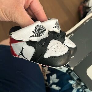 Jordan 1st Crib side 1c